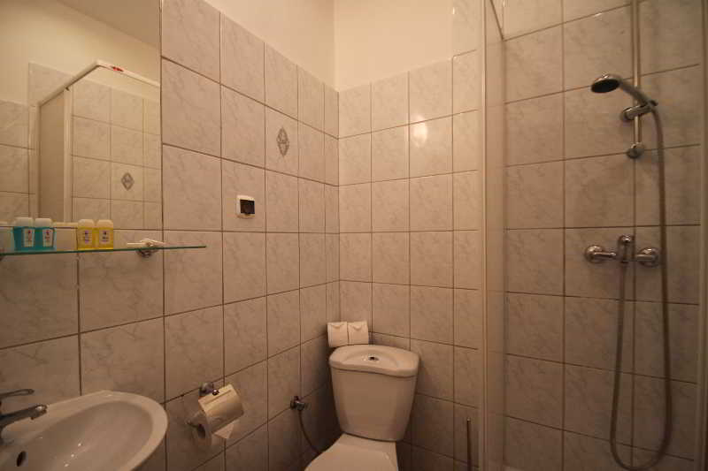 Navigator Apartments Краков Экстерьер фото